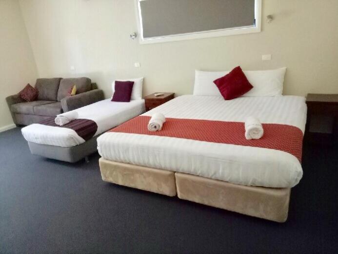 Hillview Farmstay Gundagai Eksteriør billede